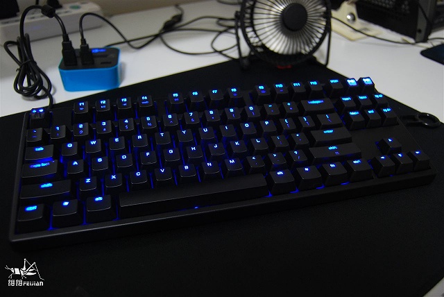 RedSwitch_Keyboard_05.jpg