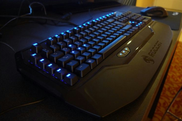 Roccat_Ryos_MK_Pro_03.jpg
