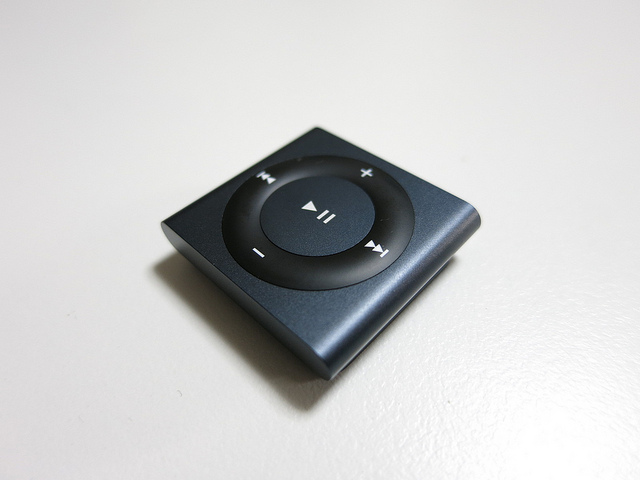 iPod_shuffle_slate_06.jpg