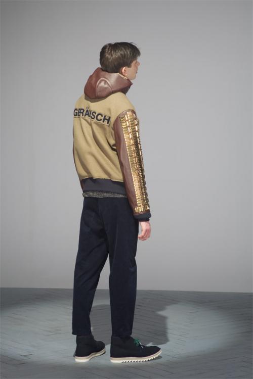 UC 12-13A/W 30 back