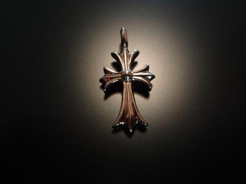 CHROME HEARTS チャーム・タイニーファットクロス・withパヴェダイヤ・22K 2