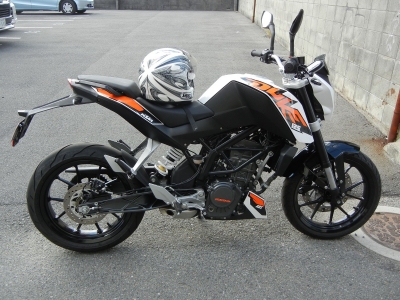 KTM 125DUKE (1)