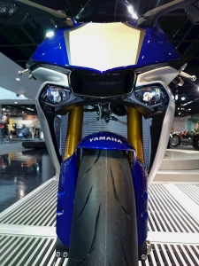 YZF-R1 (2)