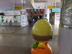 今治駅2(バリィさん)
