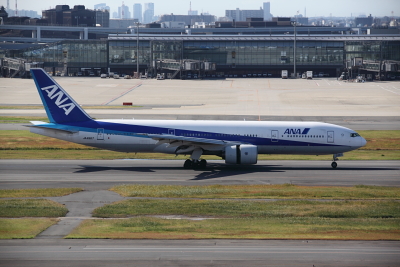 B777-200