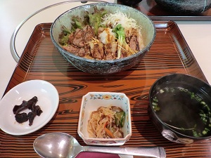 2012101004.jpg