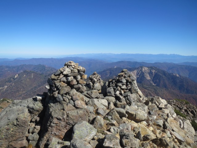 10月25日 剣ヶ峰から東側
