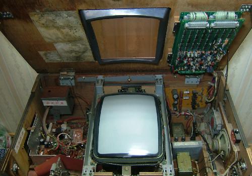 ジャンク屋修理日記 テーブル型筺体「IPMインベーダー」修復日記 その一