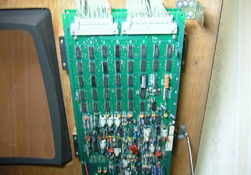 ジャンク屋修理日記 テーブル型筺体「IPMインベーダー」修復日記 その一
