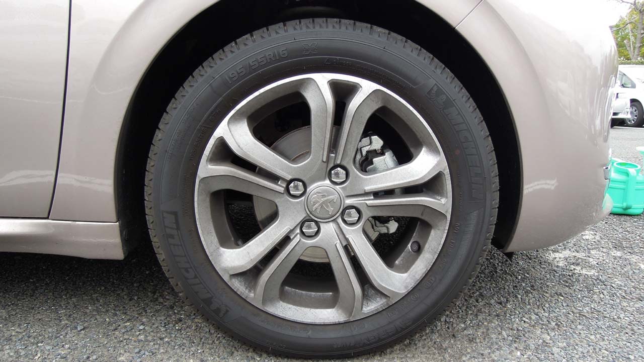tire06.jpg