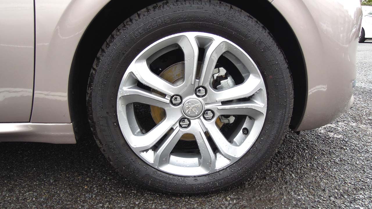 tire09.jpg