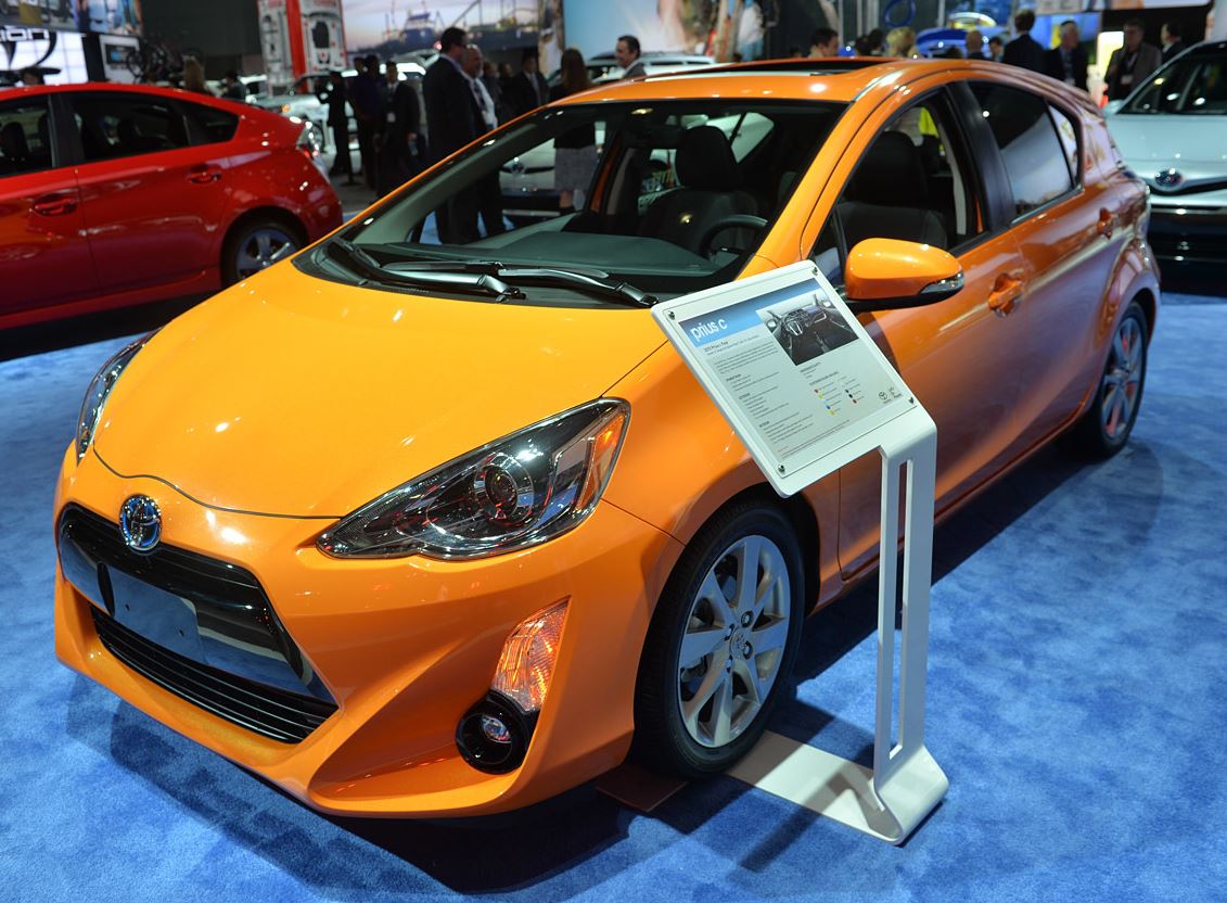 toyota prius c 2015 002