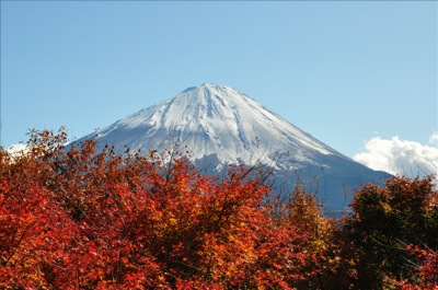 紅葉と富士山1016