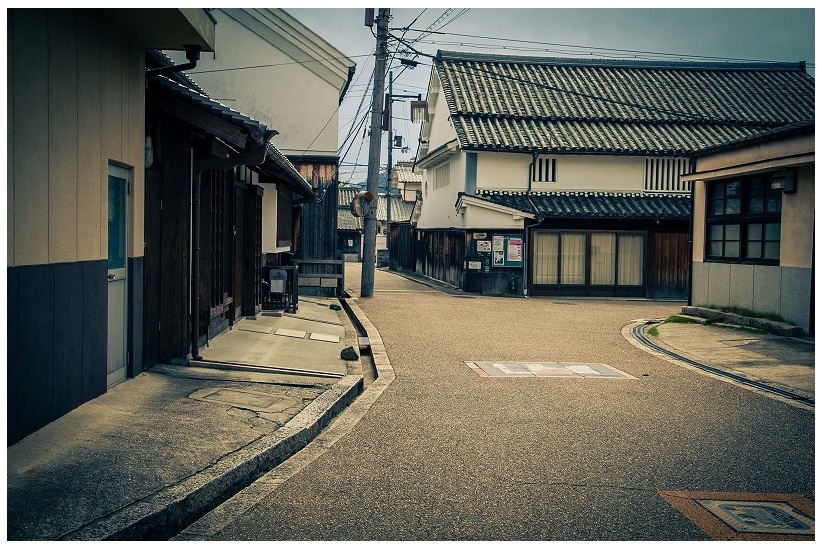橿原市今井町御堂筋
