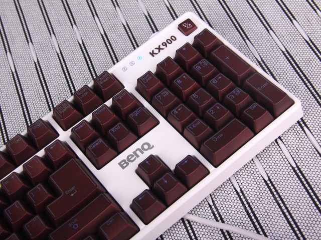 BenQ_KX900_06.jpg