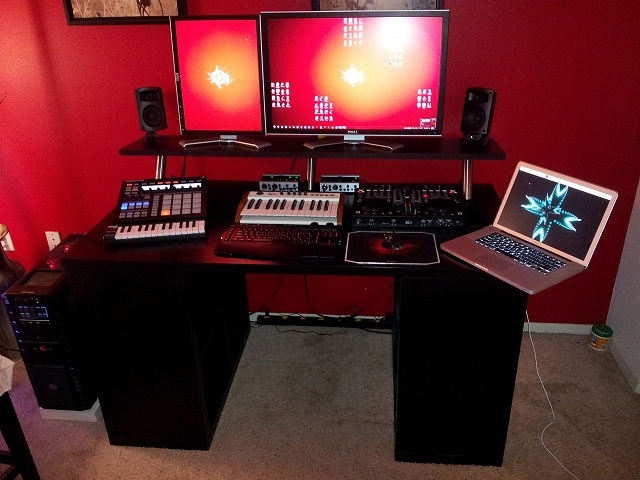 Desktop14_89.jpg