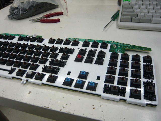 G710+_Custom_05.jpg