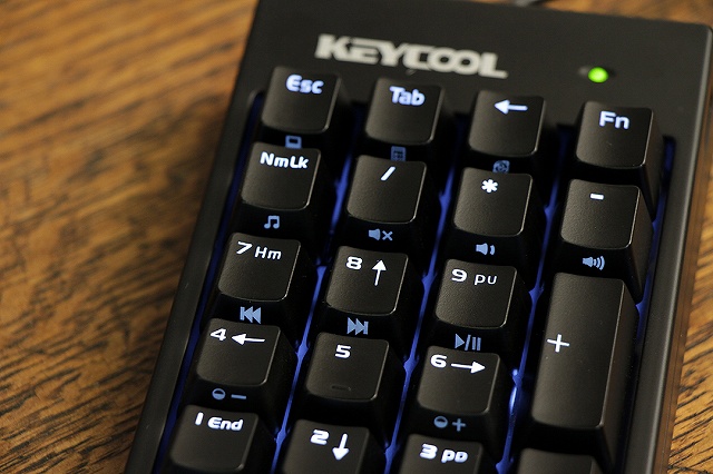 Keycool_Mechanical_Numpad_06.jpg