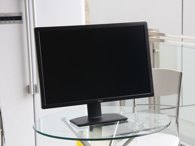 U3014_02.jpg
