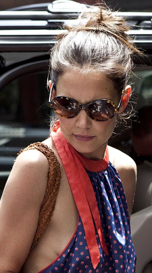 Katie Holmes out in New York side boob (5)