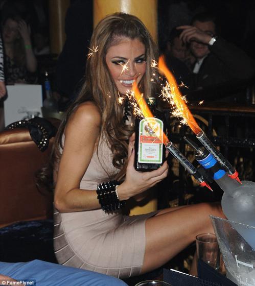 Chloe Sims hosted a party for her 31st birthday (1)